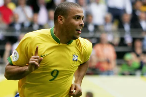 Top 10 Most Skillful Players in Football History