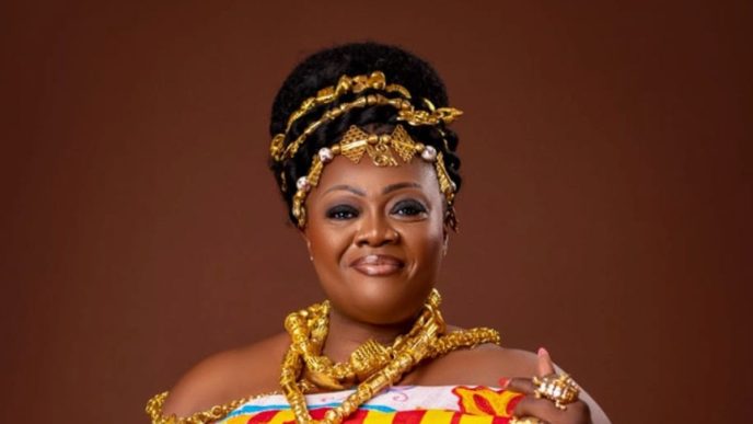 Ghanaian Artist Padiki Sets Guinness World Record With Giant Leaf-Print Painting