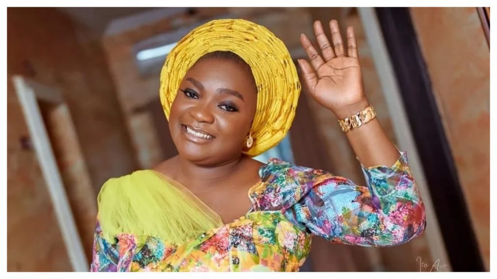 Nigerian Gospel Singer, Bunmi ‘Omije Ojumi’ Akinnaanu Dies