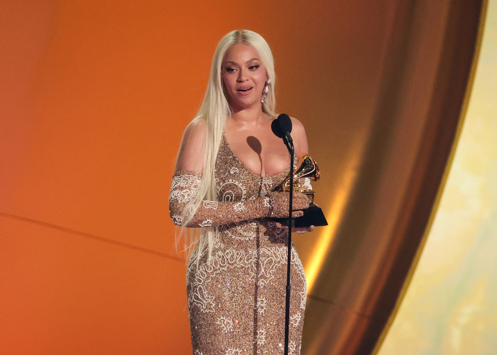 Top 10 Highest-Paid Musicians in the World (2025)