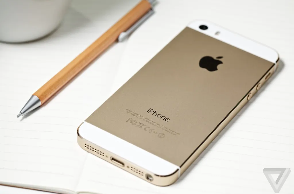 Wipe Dust Off Your Old iPhone 5s & 6s; Apple Just Upgraded It