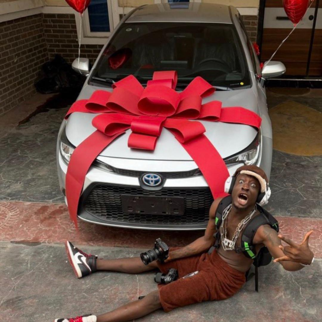 Carter Efe destroys Car during Live stream