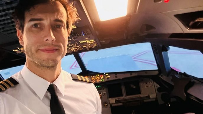 Flight Instructor Jumps From Plane Mid-Air, Leaving Student to Land Alone