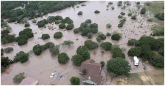 8,000 communities at risk of flooding