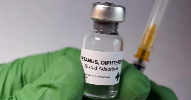 Diphtheria vaccination helps to prevent the disease