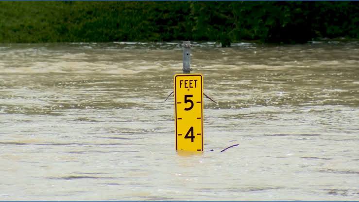 8,000 communities at risk of flooding
