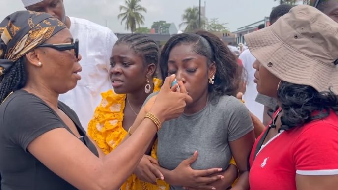 2. EndSARS Memorial Disrupted as Police Fire Tear Gas at Lekki Tollgate