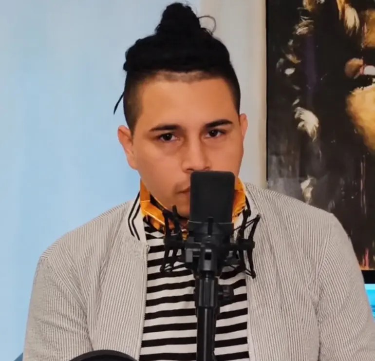 Dan Sur and the Gold Hair Look That Made the Internet Stop Scrolling
