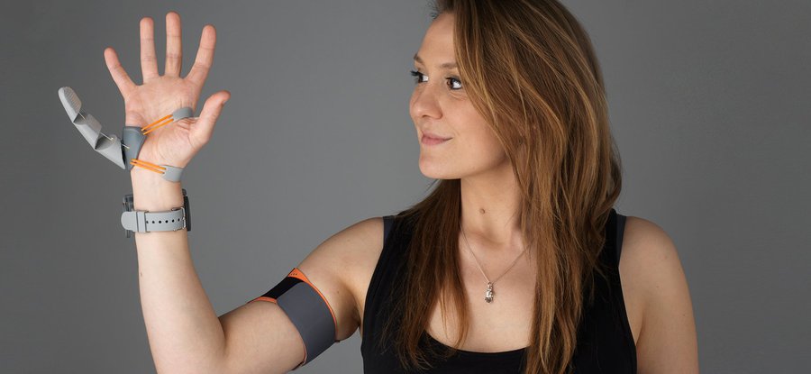 Wearable robotic digit explores human augmentation