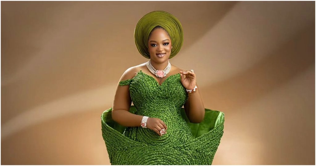 Naomi Silekunola Ogunwusi