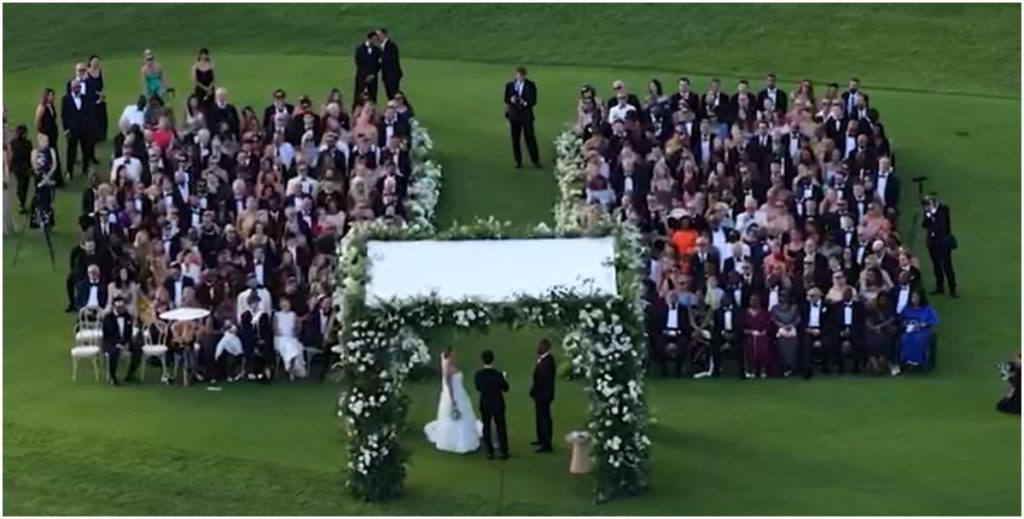 Tobey Maguire officiates ex-wife's wedding